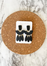 Load image into Gallery viewer, Black | Ashley