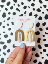 Load image into Gallery viewer, White | Beaded Lindsay