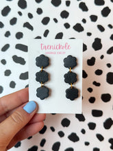 Load image into Gallery viewer, Black | Flower Triple