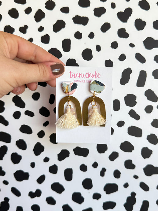 Velvet Garden | Lindsay