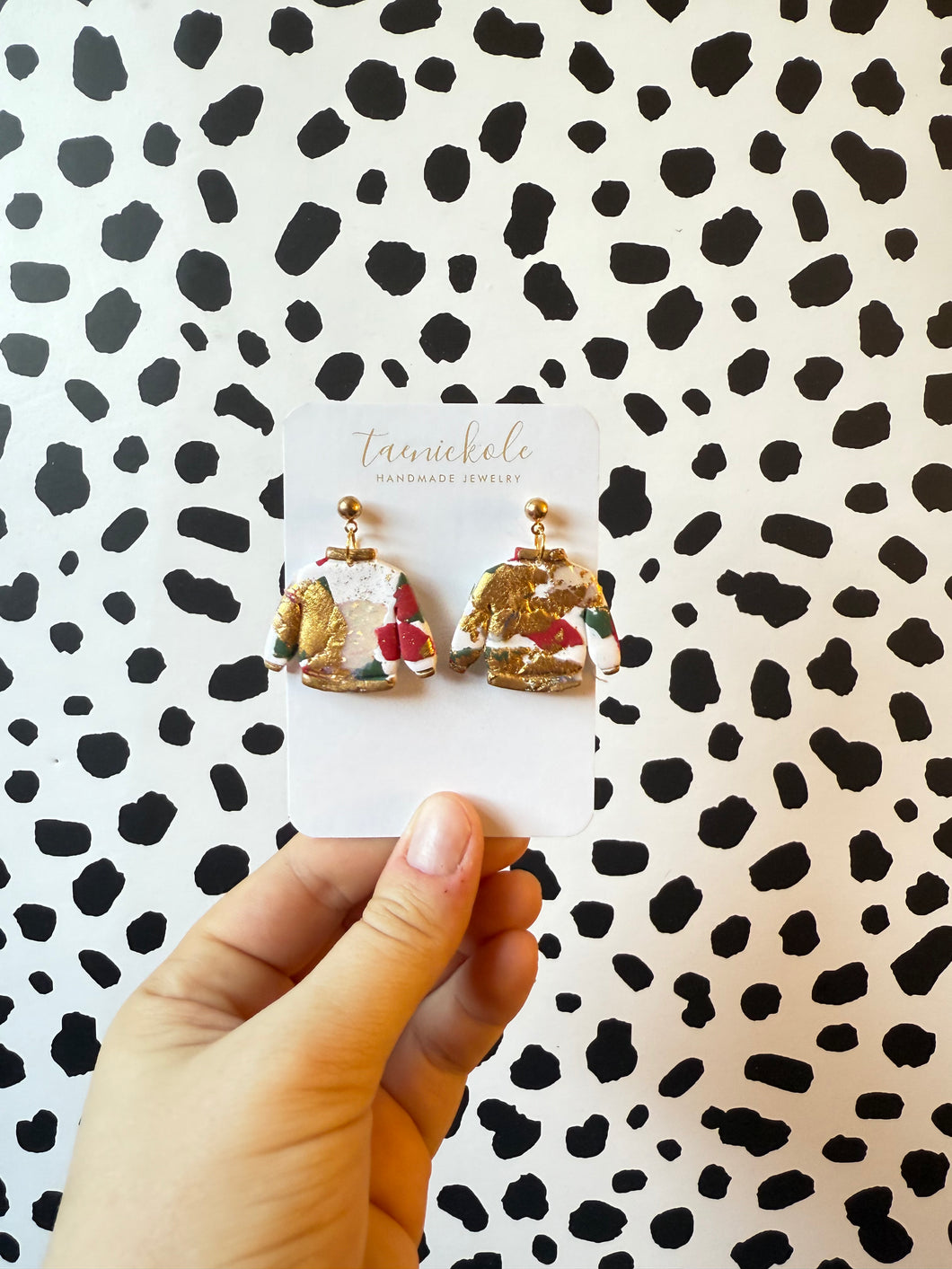 Traditional Christmas | Sweater Dangles