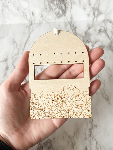 Rounded Floral Travel Earring Holder
